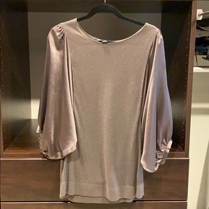 Blouse with puffy silk sleeves